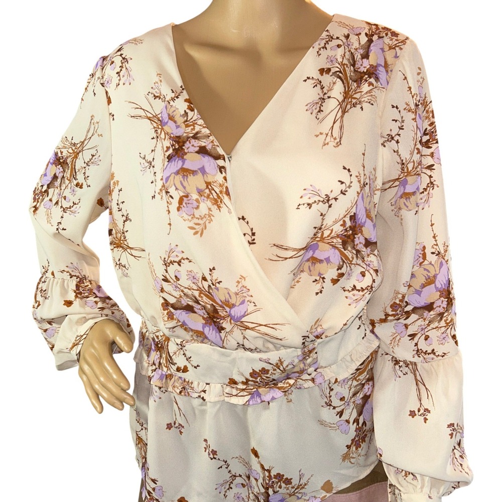 June & Hudson Womens Floral Surplice Blouse Size M Cottage Romantic‎ Soft Girl